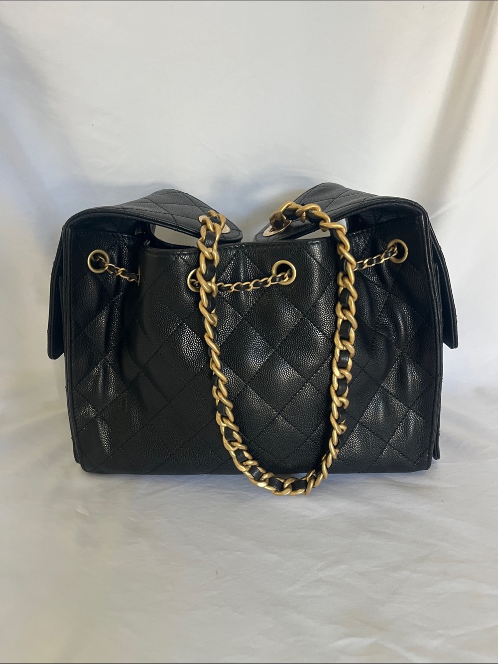 CHANEL Quilted Caviar Small 25 Bag Black Gold Hardware Like New - Picture 2 of 8